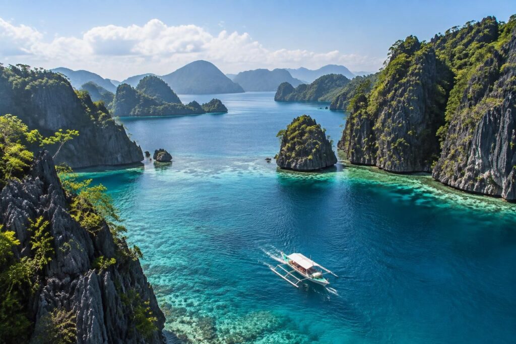 découvrez coron, aux philippines : lagons turquoise, plages paradisiaques et épaves fascinantes. conseils pratiques et incontournables pour préparer votre voyage.