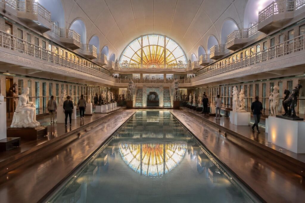 découvrez la piscine de roubaix, musée d’art et d’industrie andré diligent : collections, horaires, tarifs et conseils pratiques pour préparer votre visite.